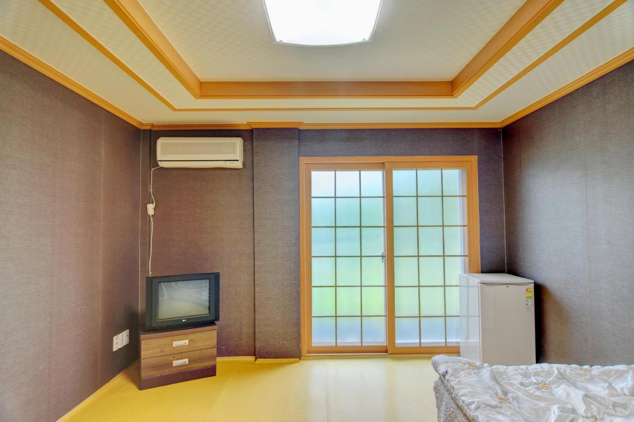 Mungyeong Sungbo Youth Hostel מראה חיצוני תמונה