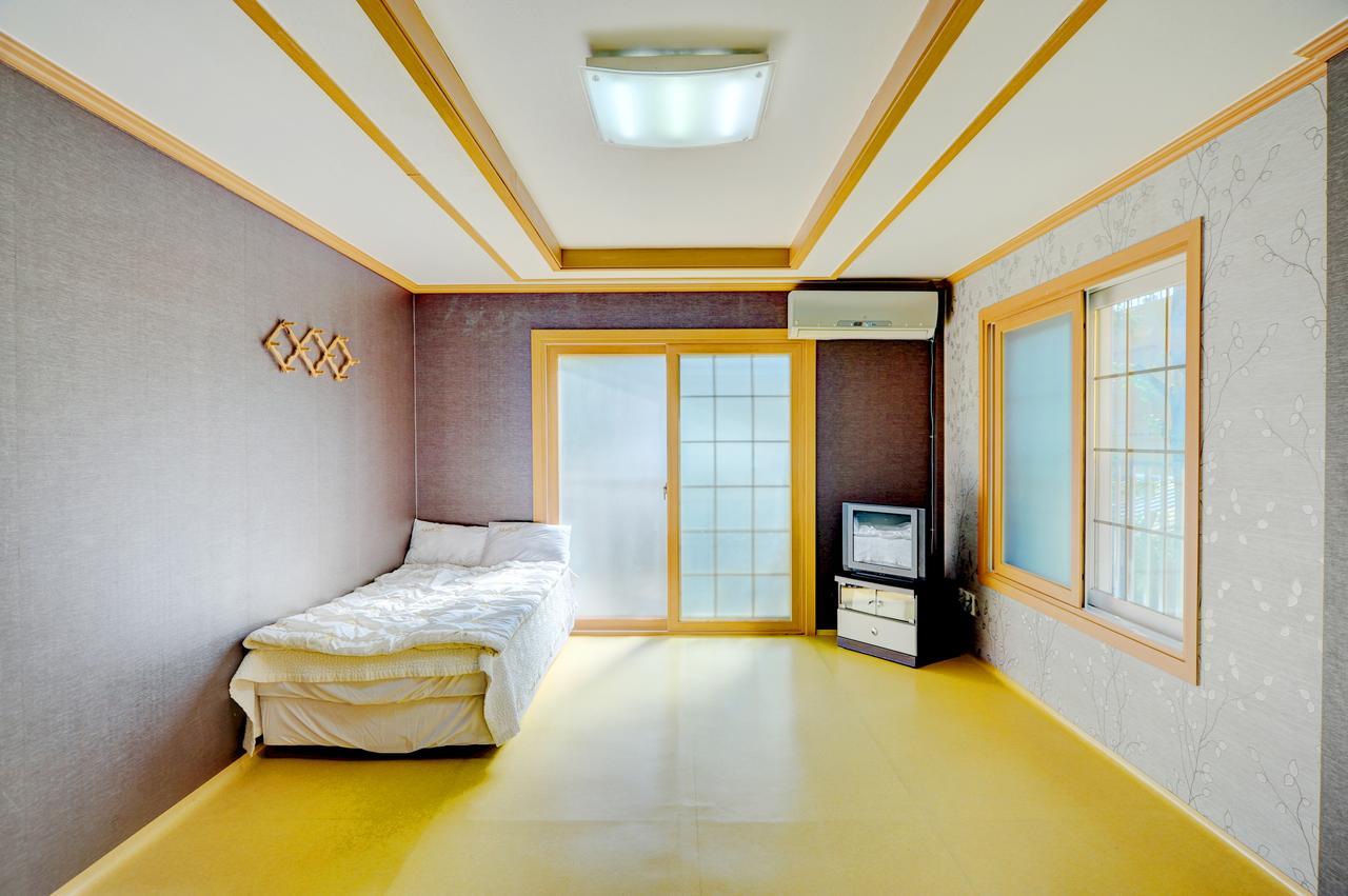 Mungyeong Sungbo Youth Hostel מראה חיצוני תמונה