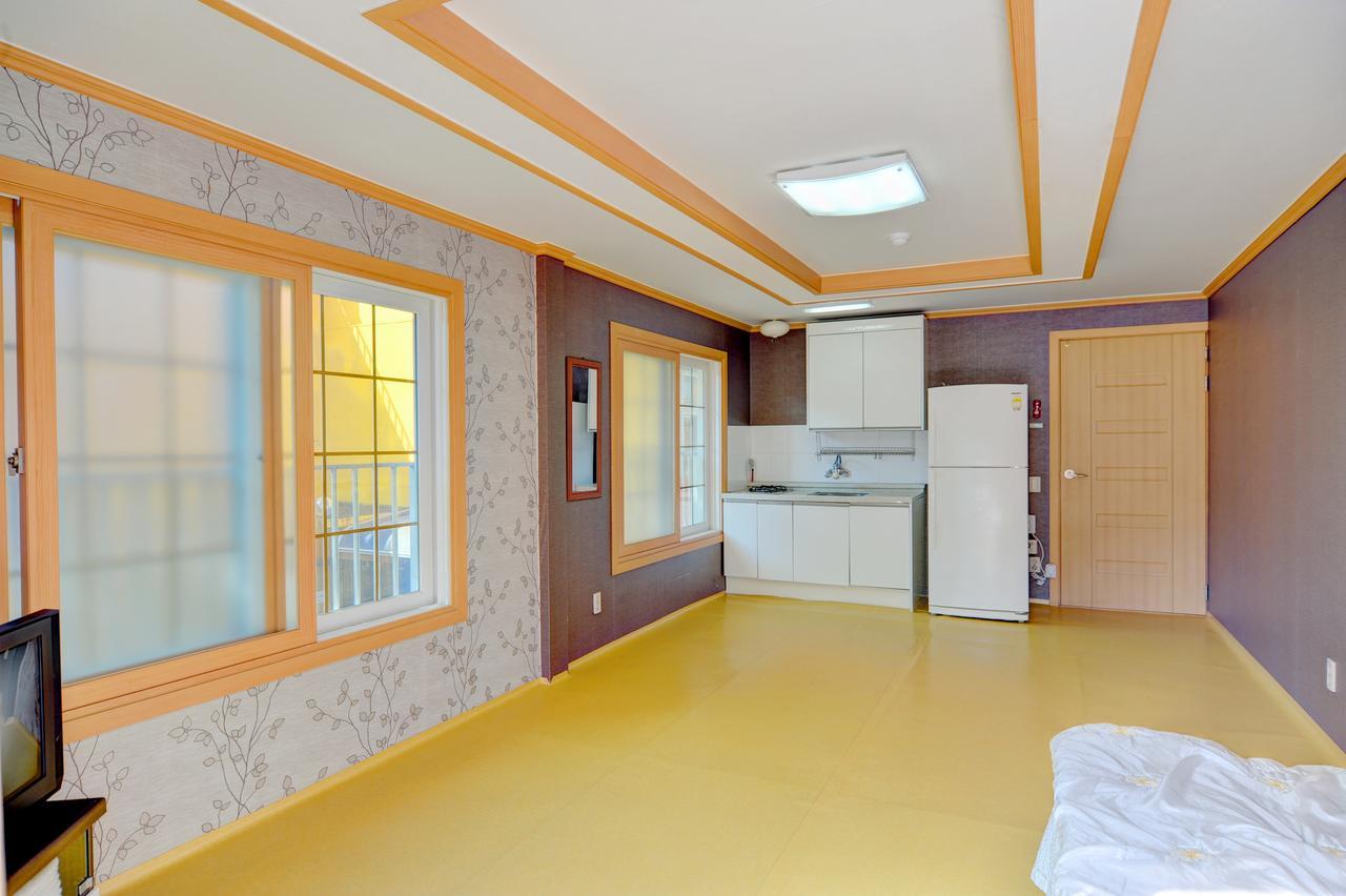 Mungyeong Sungbo Youth Hostel מראה חיצוני תמונה