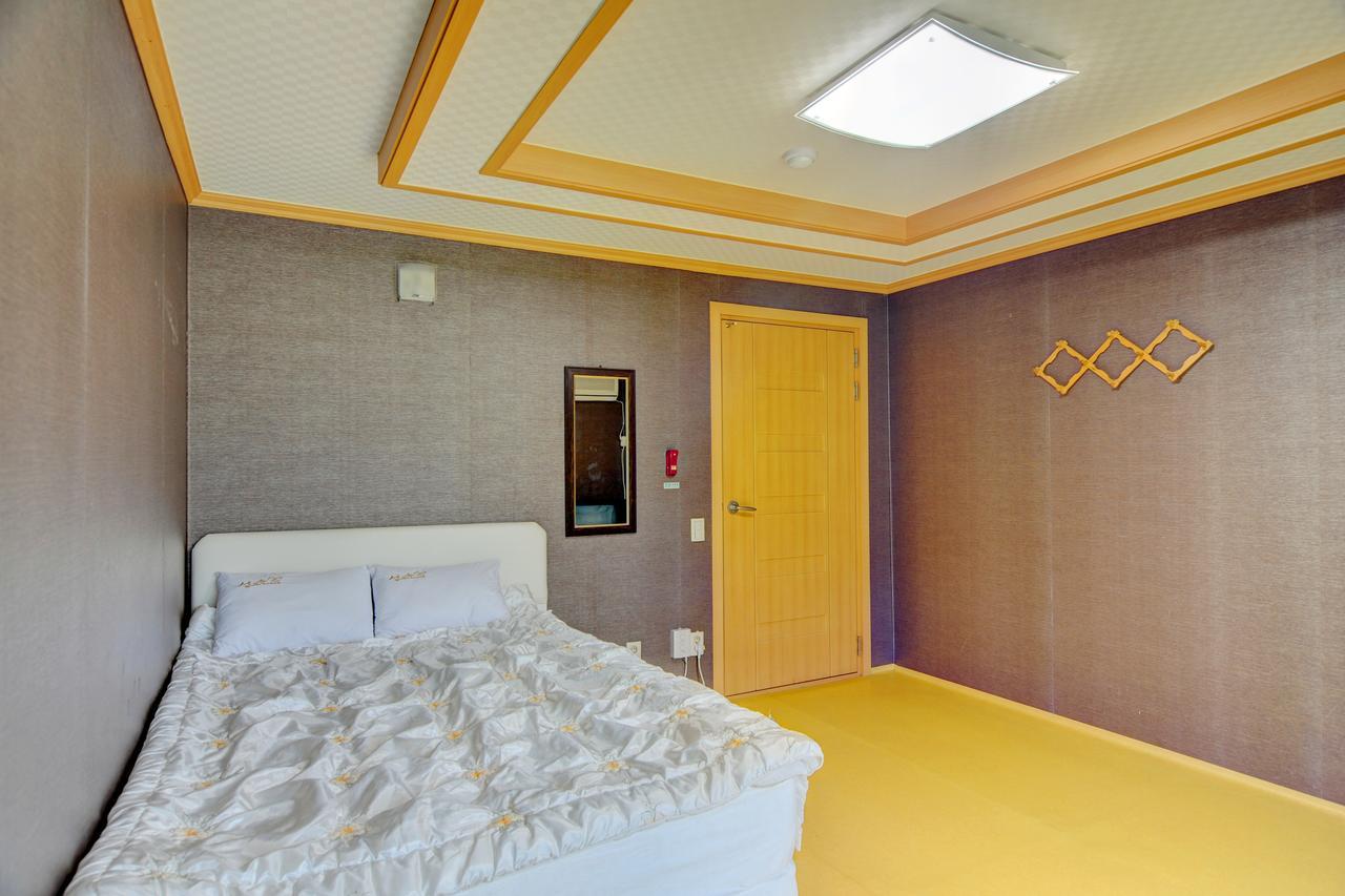 Mungyeong Sungbo Youth Hostel מראה חיצוני תמונה