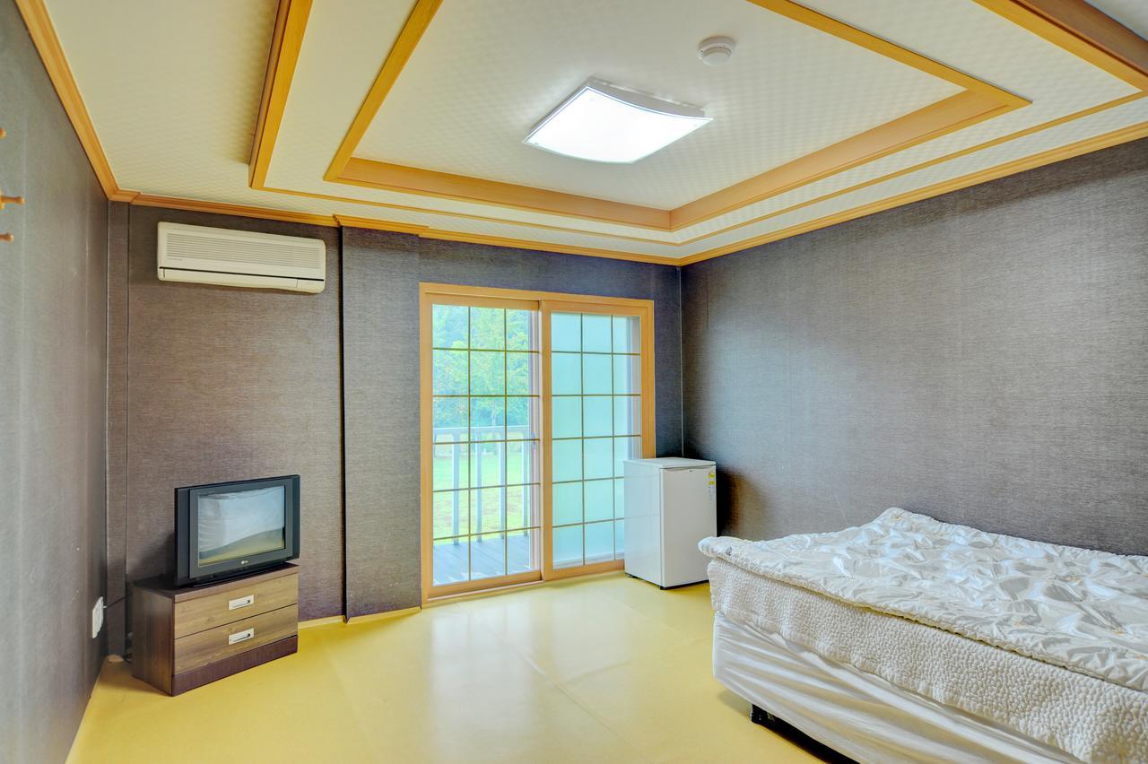 Mungyeong Sungbo Youth Hostel מראה חיצוני תמונה