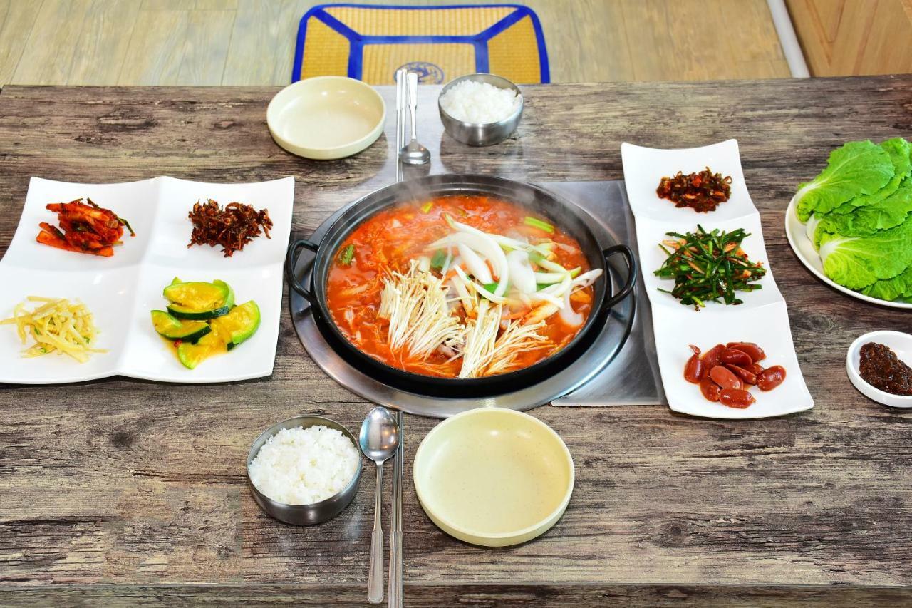 Mungyeong Sungbo Youth Hostel מראה חיצוני תמונה